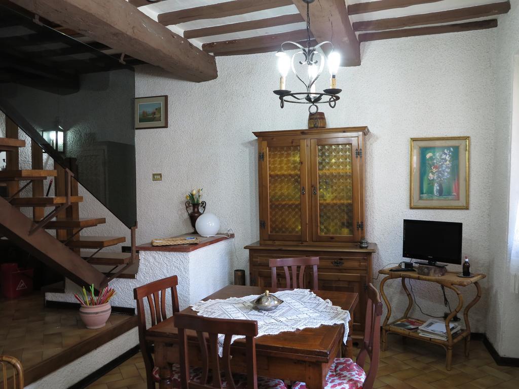 Villa Le Pietre Antiche Castiglione dʼOrcia Exterior foto