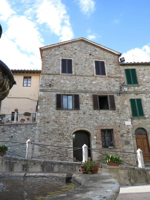 Villa Le Pietre Antiche Castiglione dʼOrcia Exterior foto